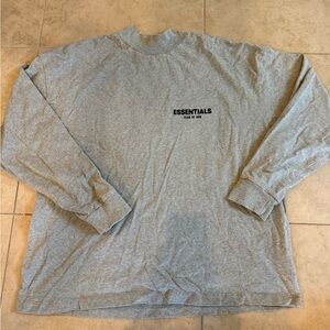 Fear of God Essentials gray Relaxed Crewneck, Medium